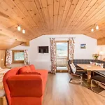 Guest house Kirchgasser 4*