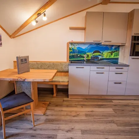 Guest house Kirchgasser 3*