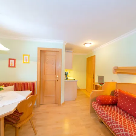 兰德科克加瑟旅馆 招待所 拉姆绍达赫斯坦